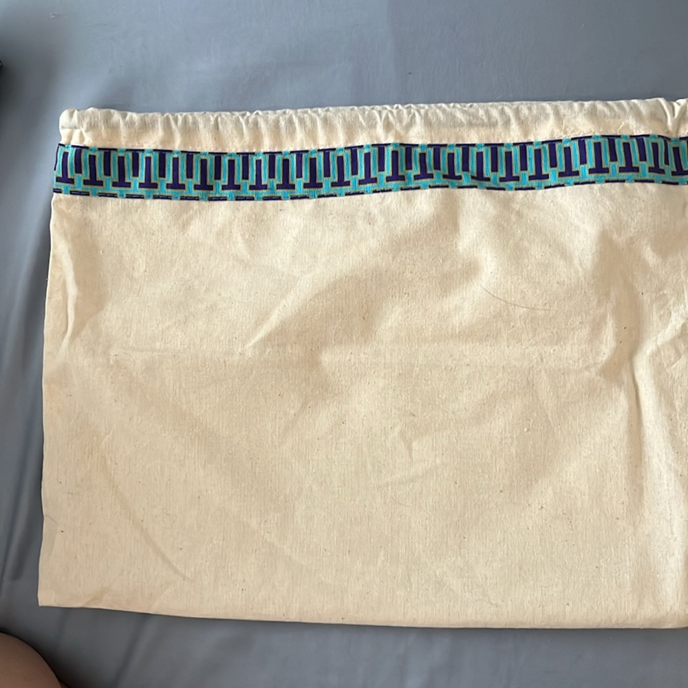 Tory Burch Gray Cream Clutch - Picture 9 of 9